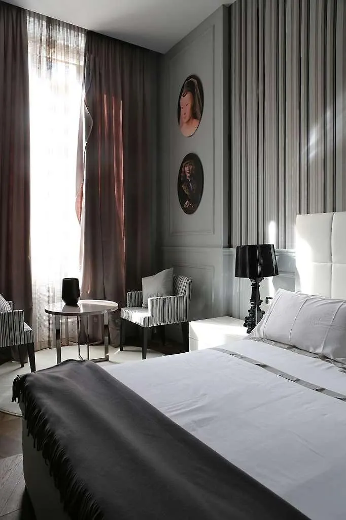 Le Quattro Dame Luxury Suites Roma