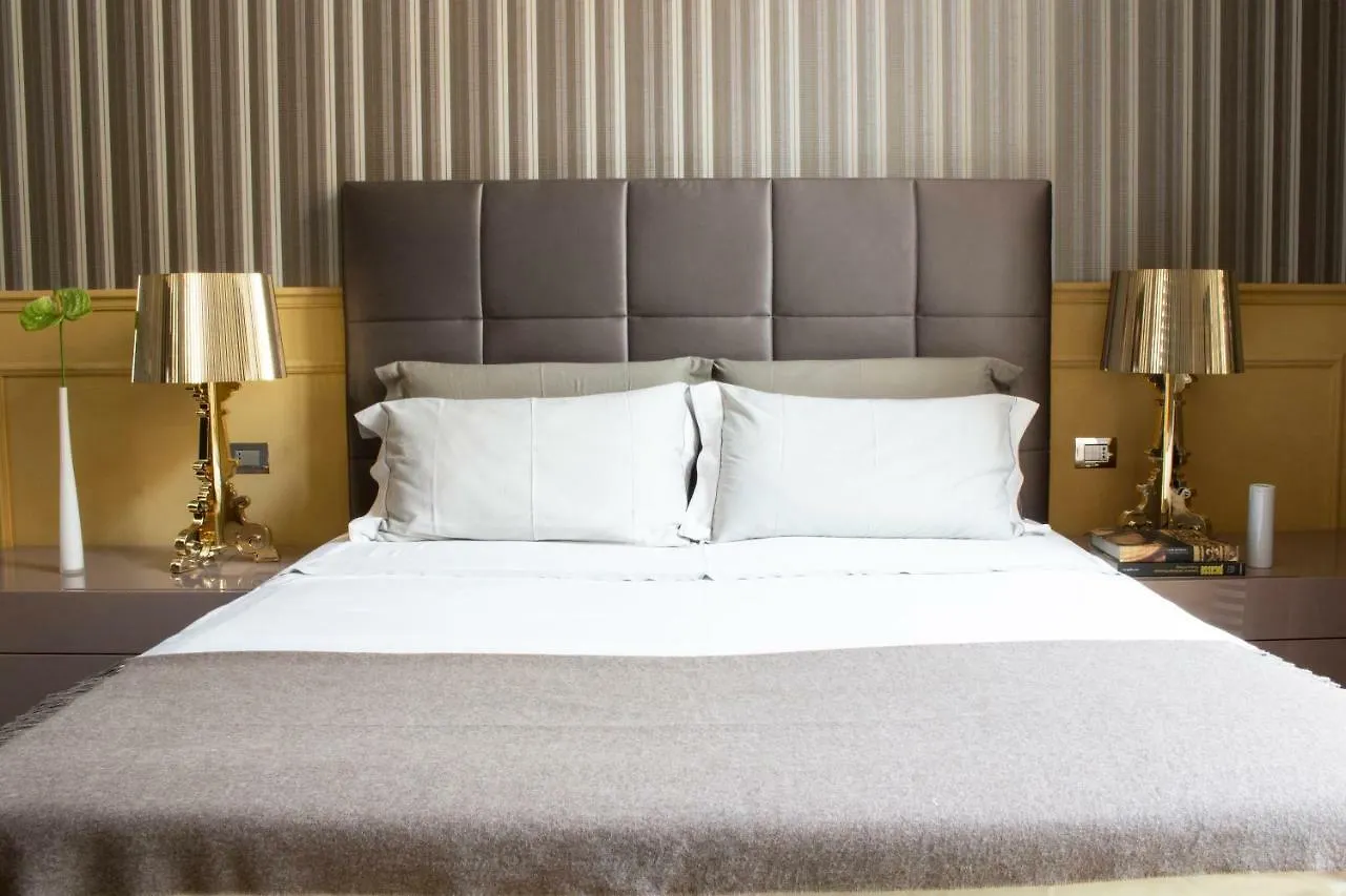 Le Quattro Dame Luxury Suites Rome Guest house
