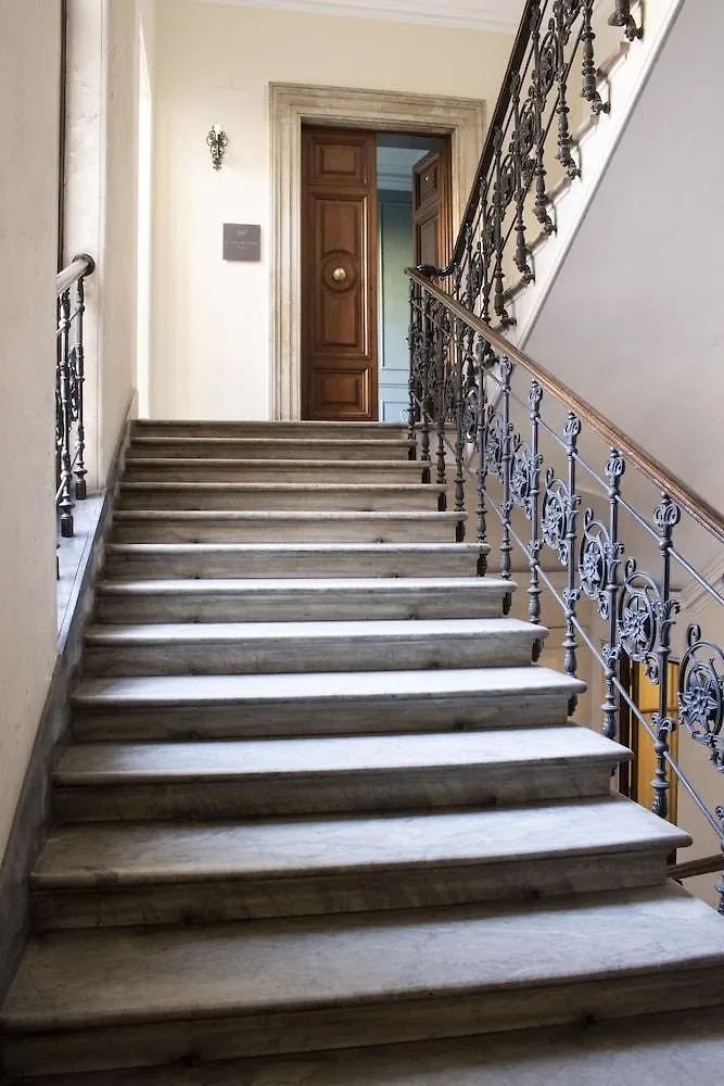 Le Quattro Dame Luxury Suites Rome Guest house